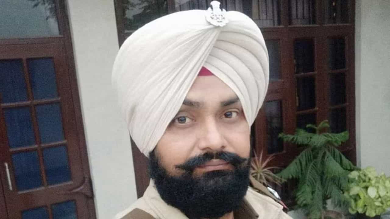 ਹਰਿਆਣਾ ਚ ਮਿਲੀ ਨਹਿਰ ਚ ਛਾਲ ਮਾਰਨ ਵਾਲੇ ASI ਦੀ ਲਾਸ਼, SHO ਤੇ ਮੁਨਸ਼ੀ ਤੋਂ ਸੀ ਪਰੇਸ਼ਾਨ