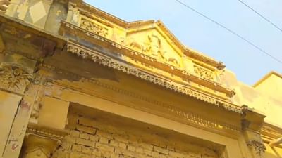 ਕ੍ਰਿਸ਼ਨਾ ਮੰਦਿਰ ਨੂੰ ਮਦਰੱਸੇ ਅਤੇ ਮਸਜਿਦ 'ਚ ਬਦਲਣ 'ਤੇ ਵਿਵਾਦ ਕ੍ਰਿਸ਼ਨਾ ਮੰਦਿਰ ਨੂੰ ਮਦਰੱਸੇ ਅਤੇ ਮਸਜਿਦ 'ਚ ਬਦਲਣ 'ਤੇ ਵਿਵਾਦ