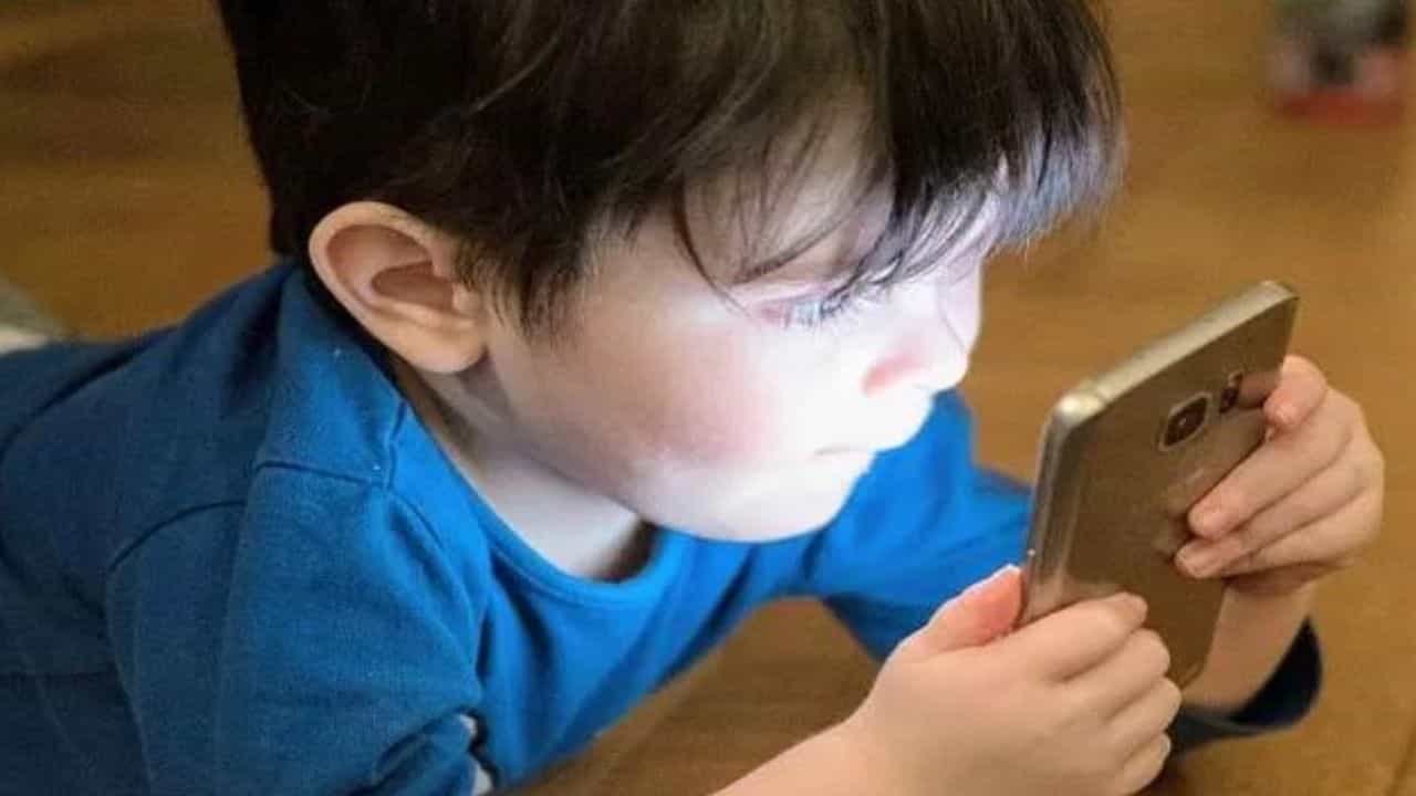 ਮੋਬਾਈਲ ਅਤੇ ਗੈਜੇਟਸ ਦਾ ਦਿਮਾਗ ਤੇ ਪੈ ਰਿਹਾ ਬੁਰਾ ਅਸਰ, ਹੋ ਰਹੀਆਂ ਇਹ ਸਮੱਸਿਆਵਾਂ