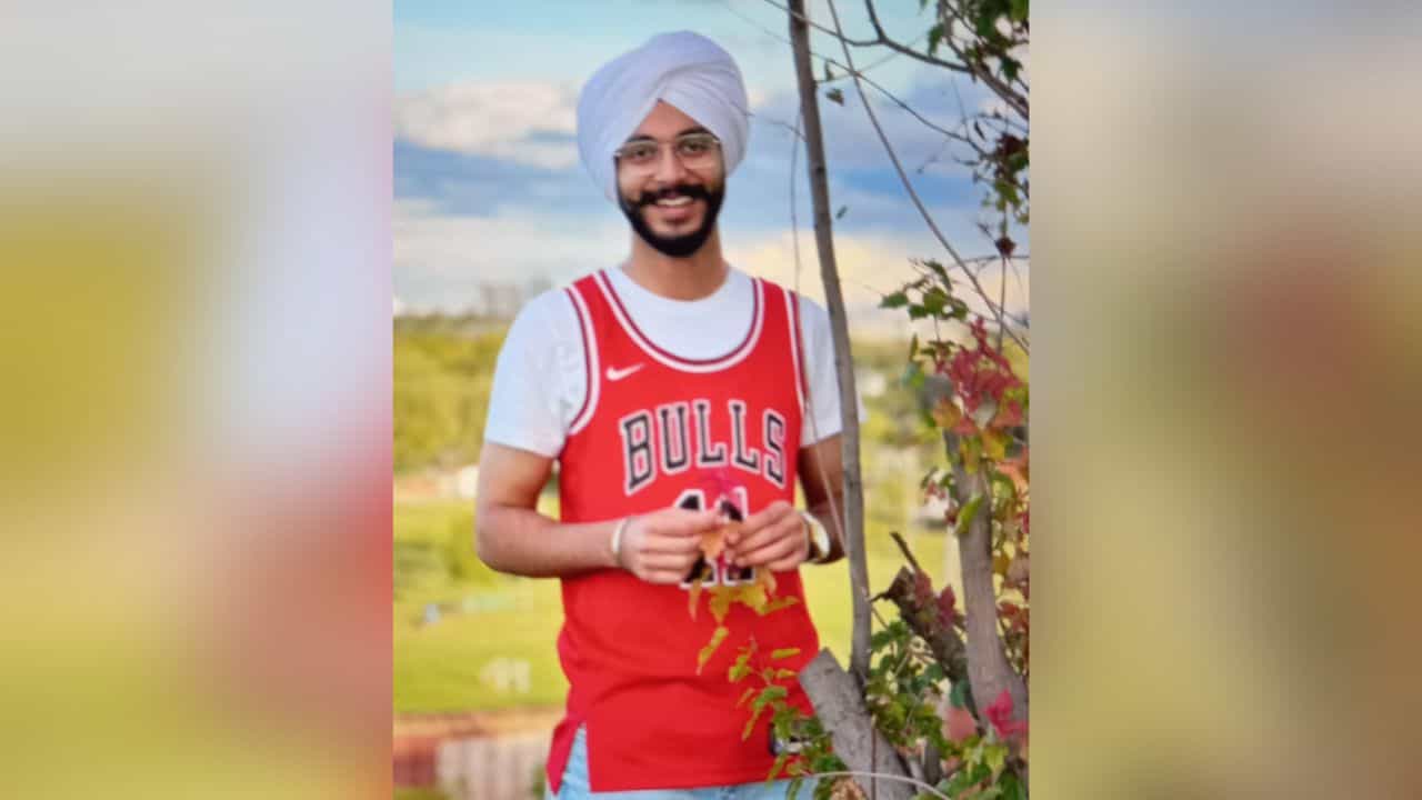 ਮਾਪਿਆਂ ਦੇ ਇਕਲੋਤੇ ਪੁੱਤਰ ਦੀ ਕੈਨੇਡਾ ਚ ਨਮੂਨੀਏ ਕਾਰਨ ਮੌਤ, ਪਰਿਵਾਰ ਨੇ ਕਰਜਾ ਚੁੱਕ ਉੱਚੇਰੀ ਸਿੱਖਿਆ ਲਈ ਭੇਜੀਆ ਸੀ ਵਿਦੇਸ਼