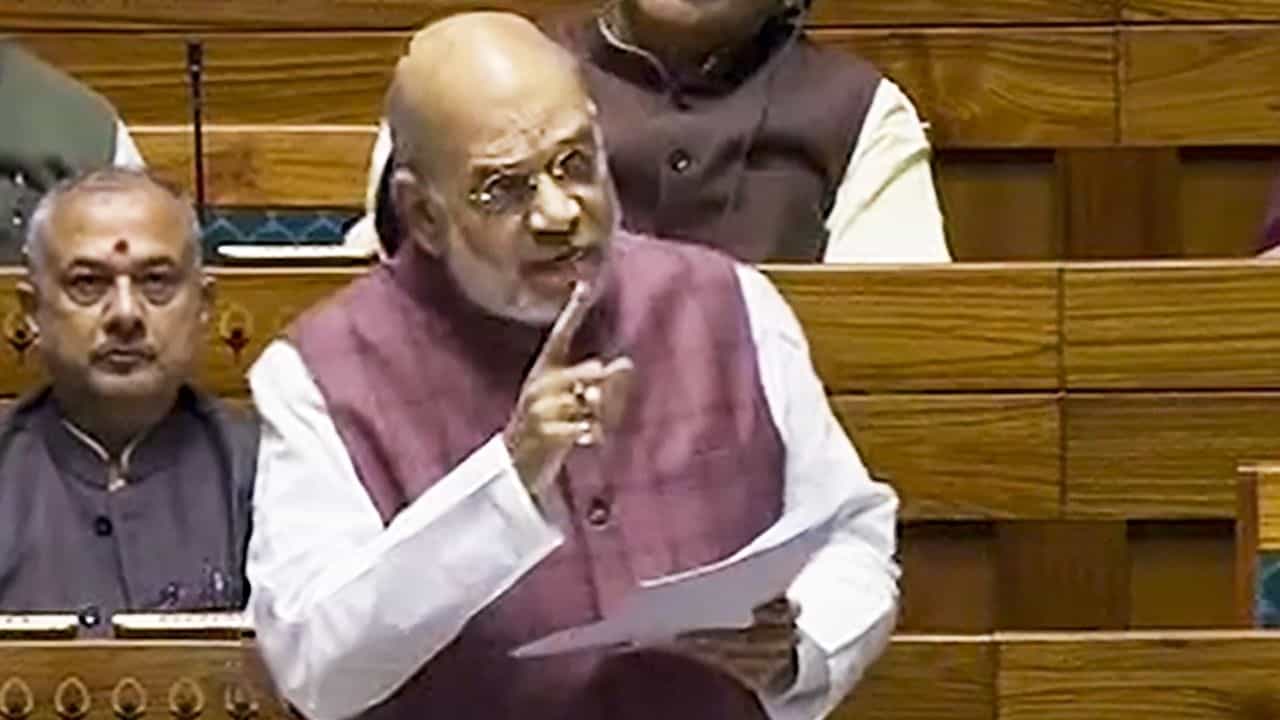 ਜੰਮੂ-ਕਸ਼ਮੀਰ ਚ ਤਹਿਰੀਕ-ਏ-ਹੁਰੀਅਤ ਤੇ ਪਾਬੰਦੀ, ਅਮਿਤ ਸ਼ਾਹ ਬੋਲੇ-ਅੱਤਵਾਦ ਖਿਲਾਫ਼ ਜ਼ੀਰੋ ਟਾਲਰੈਂਸ