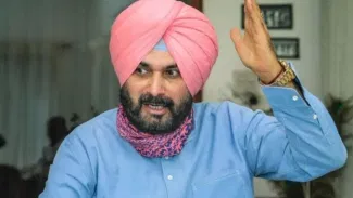 ਨਵਜੋਤ ਸਿੱਧੂ ਦੀ ਪਟੀਸ਼ਨ ‘ਤੇ ਹਾਈਕੋਰਟ ਨੇ ਮੰਗਿਆ ਜਵਾਬ, ਇਨਕਮ ਟੈਕਸ ਦੇ ਗਲਤ ਮੁਲਾਂਕਣ ਦਾ ਇਲਜ਼ਾਮ ਨਵਜੋਤ ਸਿੱਧੂ ਦੀ ਪਟੀਸ਼ਨ ‘ਤੇ ਹਾਈਕੋਰਟ ਨੇ ਮੰਗਿਆ ਜਵਾਬ, ਇਨਕਮ ਟੈਕਸ ਦੇ ਗਲਤ ਮੁਲਾਂਕਣ ਦਾ ਇਲਜ਼ਾਮ