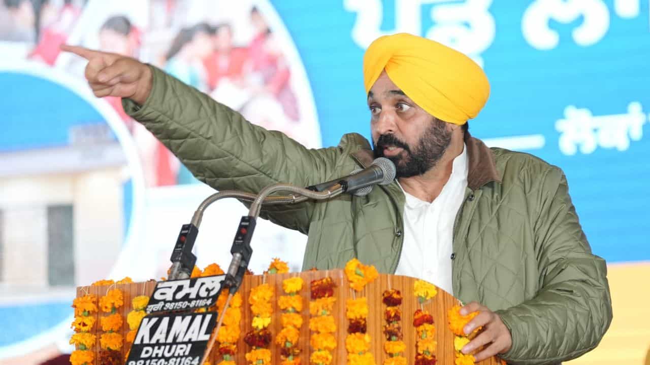 ਪੰਜਾਬ ਚ ਇਕੱਲਿਆਂ ਚੋਣ ਲੜੇਗੀ AAP, ਨਹੀਂ ਹੋਵੇਗਾ ਕਾਂਗਰਸ ਨਾਲ ਗੱਠਜੋੜ- ਸੂਤਰ ਪੰਜਾਬ ਚ ਇਕੱਲਿਆਂ ਚੋਣ ਲੜੇਗੀ AAP, ਨਹੀਂ ਹੋਵੇਗਾ ਕਾਂਗਰਸ ਨਾਲ ਗੱਠਜੋੜ- ਸੂਤਰ
