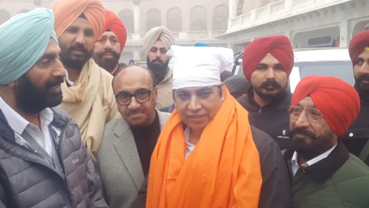 ਅੰਮ੍ਰਿਤਸਰ ਪਹੁੰਚੇ ਪੰਜਾਬ ਕਾਂਗਰਸ ਇੰਚਾਰਜ ਦੇਵੇਂਦਰ ਯਾਵਦ, ਵੜਿੰਗ-ਸਿੱਧੂ ਵਿਖੇ ਇਕੱਠੇ