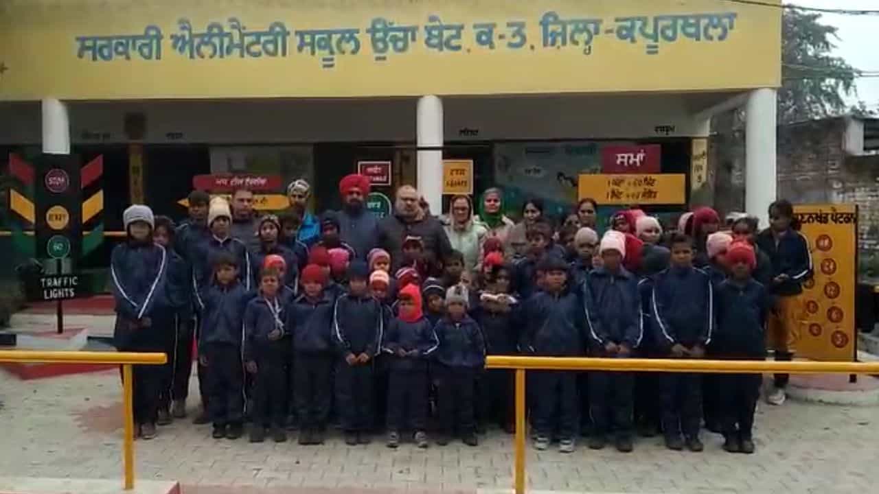 ਵਿਦੇਸ਼ ਜਾ ਕੇ ਵੀ ਨਹੀਂ ਭੁੱਲਿਆ ਪਿੰਡ, ਗਰੀਬ ਬੱਚਿਆਂ ਦੀ ਮਦਦ ਲਈ ਅੱਗੇ ਆਇਆ NRI