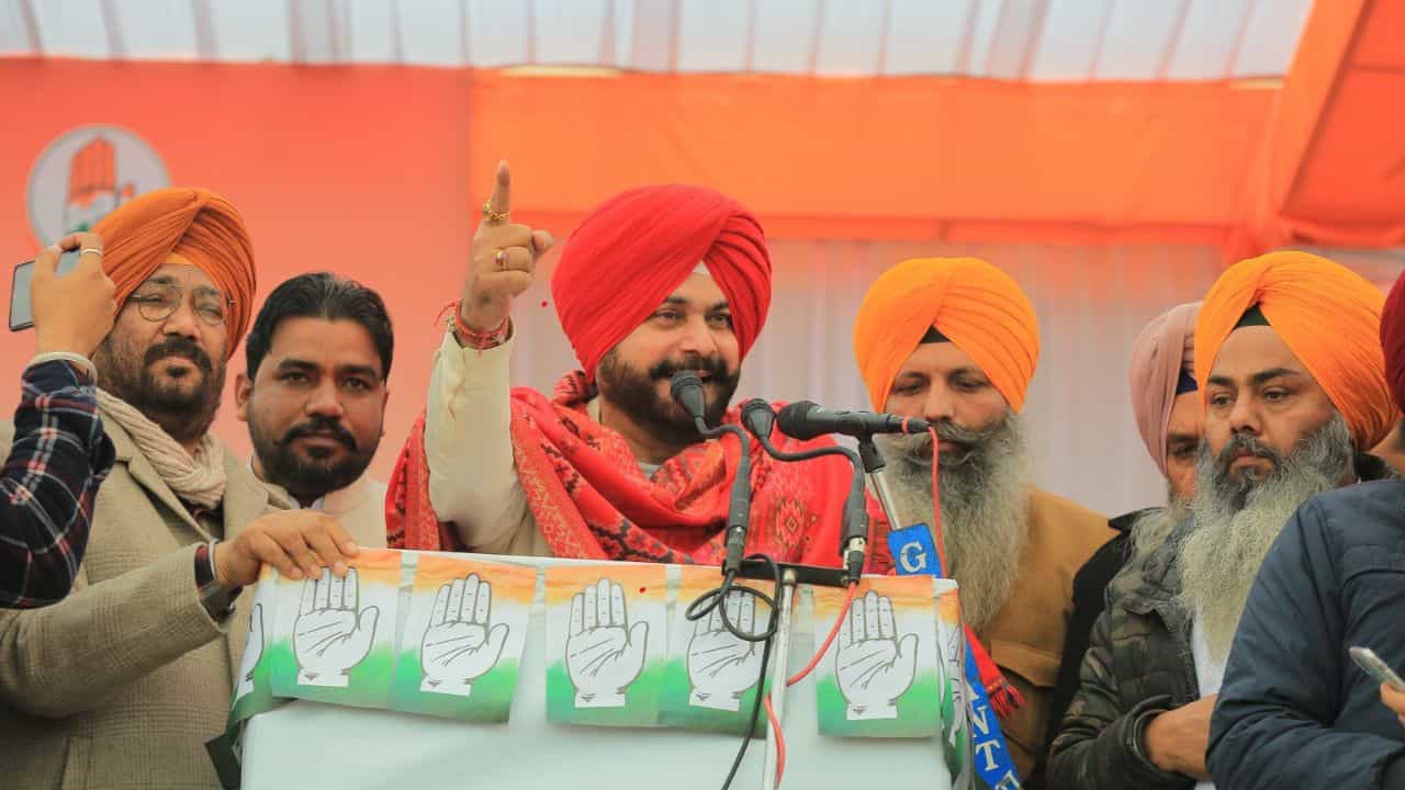 ਨਵਜੋਤ ਸਿੰਘ ਸਿੱਧੂ ਦੀ ਕਾਂਗਰਸ ਨੂੰ ਸਲਾਹ, ਕਿਹਾ- ਵਰਕਰਾਂ ਦੇ ਸਨਮਾਨ ਤੋਂ ਬਿਨਾਂ ਜਿੱਤ ਆਸਾਨ ਨਹੀਂ