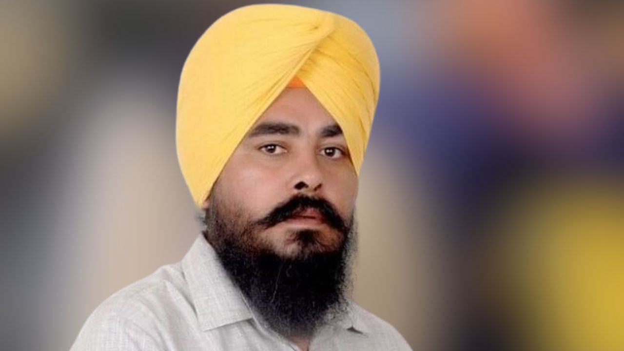 ‘ਆਪ’ ਦੇ ਸਾਬਕਾ ਵਿਧਾਇਕ ਸੰਦੋਆ ਨੂੰ ਕੈਨੇਡਾ ਏਅਰਪੋਰਟ ‘ਤੇ ਰੋਕਿਆ, ਛੇੜਛਾੜ ਮਾਮਲੇ ‘ਚ ਕਰੀਬ 7 ਘੰਟੇ ਪੁੱਛਗਿੱਛ ‘ਆਪ’ ਦੇ ਸਾਬਕਾ ਵਿਧਾਇਕ ਸੰਦੋਆ ਨੂੰ ਕੈਨੇਡਾ ਏਅਰਪੋਰਟ ‘ਤੇ ਰੋਕਿਆ, ਛੇੜਛਾੜ ਮਾਮਲੇ ‘ਚ ਕਰੀਬ 7 ਘੰਟੇ ਪੁੱਛਗਿੱਛ
