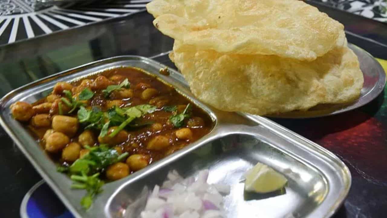 ਪੰਜਾਬ ਸਿੱਖਿਆ ਵਿਭਾਗ ਦੇ ਸਕੂਲਾਂ ਚ ਗਰਮ ਪੁੜੀਆਂ ਪਰੋਸਣ ਦੇ ਹੁਕਮ, ਅਧਿਆਪਕਾਂ ਨੇ ਖੜੇ ਕੀਤੇ ਹੱਥ