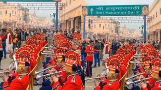 ਪੁਲਿਸ ਦੀ ਸ਼ਰਧਾ ਭਾਵਨਾ, ‘ਸ਼੍ਰੀ ਰਾਮ ਜਾਨਕੀ ਬੈਠੇ ਹੈਂ ਮੇਰੇ ਸੀਨੇ ਮੇਂ’ ਦੀ ਧੁੰਨ ‘ਤੇ ਵਜਾਇਆ ਗਿਆ ਸ਼ਾਨਦਾਰ ਬੈਂਡ, ਦੇਖੋ ਵੀਡੀਓ ਪੁਲਿਸ ਦੀ ਸ਼ਰਧਾ ਭਾਵਨਾ, ‘ਸ਼੍ਰੀ ਰਾਮ ਜਾਨਕੀ ਬੈਠੇ ਹੈਂ ਮੇਰੇ ਸੀਨੇ ਮੇਂ’ ਦੀ ਧੁੰਨ ‘ਤੇ ਵਜਾਇਆ ਗਿਆ ਸ਼ਾਨਦਾਰ ਬੈਂਡ, ਦੇਖੋ ਵੀਡੀਓ