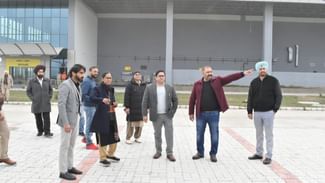 Good News: ਆਦਮਪੁਰ ਏਅਰਪੋਰਟ ਤੋਂ ਜਲਦ ਸ਼ੁਰੂ ਹੋਣਗੀਆਂ ਫਲਾਈਟਸ, ਸਾਂਸਦ ਸੁਸ਼ੀਲ ਕੁਮਾਰ ਰਿੰਕੂ ਨੇ ਲਿਆ ਜਾਇਜ਼ਾ Good News: ਆਦਮਪੁਰ ਏਅਰਪੋਰਟ ਤੋਂ ਜਲਦ ਸ਼ੁਰੂ ਹੋਣਗੀਆਂ ਫਲਾਈਟਸ, ਸਾਂਸਦ ਸੁਸ਼ੀਲ ਕੁਮਾਰ ਰਿੰਕੂ ਨੇ ਲਿਆ ਜਾਇਜ਼ਾ