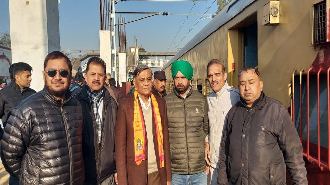 ਆਸਥਾ ਸਪੈਸ਼ਲ ਟ੍ਰੇਨ ‘ਚ ਪੰਜਾਬ ਤੋਂ ਰਾਮ ਭਗਤ ਅਯੁੱਧਿਆ ਰਾਮ ਮੰਦਰ ਲਈ ਰਵਾਨਾ, ਜੈਕਾਰਿਆਂ ਨਾਲ ਗੂੰਜਿਆ ਸਟੇਸ਼ਨ
