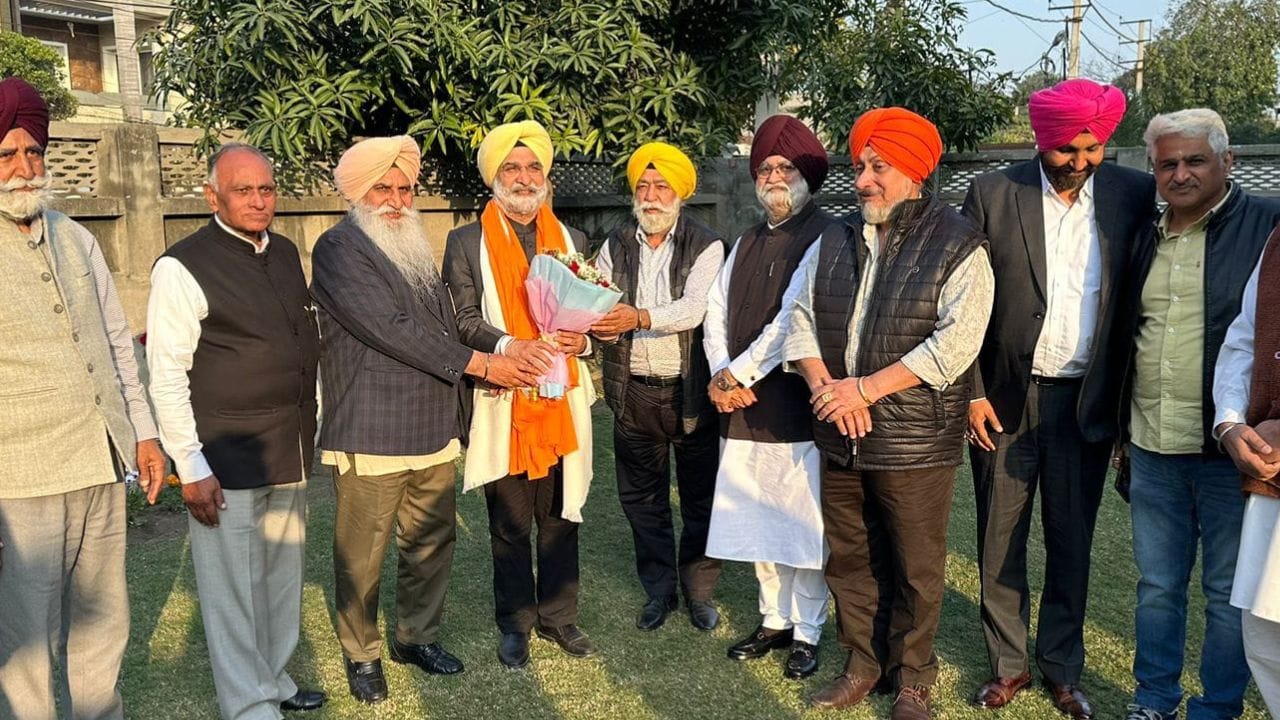 Lok Sabha Election: ਅੰਮ੍ਰਿਤਸਰ ਦੇ ਲੋਕਾਂ ਨੂੰ ਬਾਹਰੀ ਲੋਕ ਪਸੰਦ ਨਹੀਂ, IFS ਤਰਨਜੀਤ ਸੰਧੂ ਨੂੰ ਕਰਨੀ ਪਵੇਗੀ ਸਖ਼ਤ ਮਿਹਨਤ