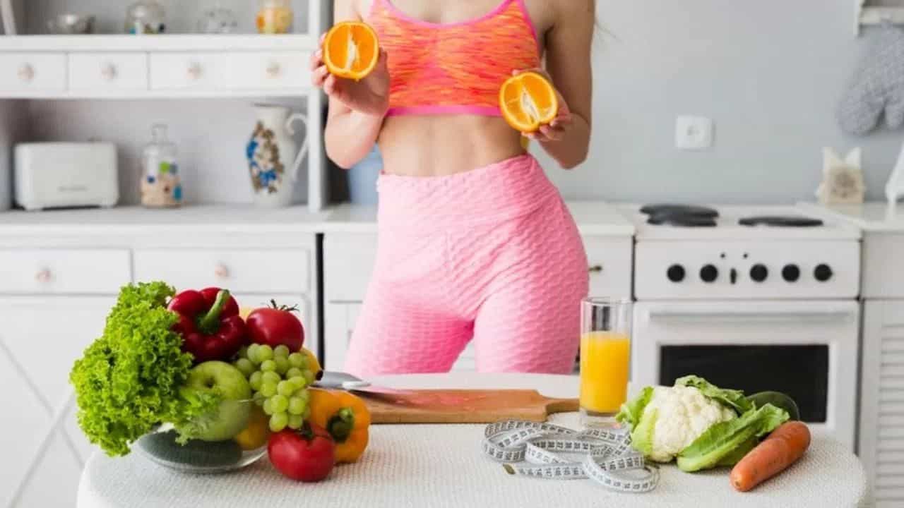Weight Loss Tips: ਰੋਜ਼ਾਨਾ ਕਰੋ ਇਸ ਡਾਈਟ ਪਲਾਨ ਅਤੇ ਰੂਟੀਨ ਦਾ ਪਾਲਣ, ਇੱਕ ਹਫਤੇ ਚ ਦਿਖਾਈ ਦੇਵੇਗਾ ਅਸਰ! Weight Loss Tips: ਰੋਜ਼ਾਨਾ ਕਰੋ ਇਸ ਡਾਈਟ ਪਲਾਨ ਅਤੇ ਰੂਟੀਨ ਦਾ ਪਾਲਣ, ਇੱਕ ਹਫਤੇ ਚ ਦਿਖਾਈ ਦੇਵੇਗਾ ਅਸਰ!