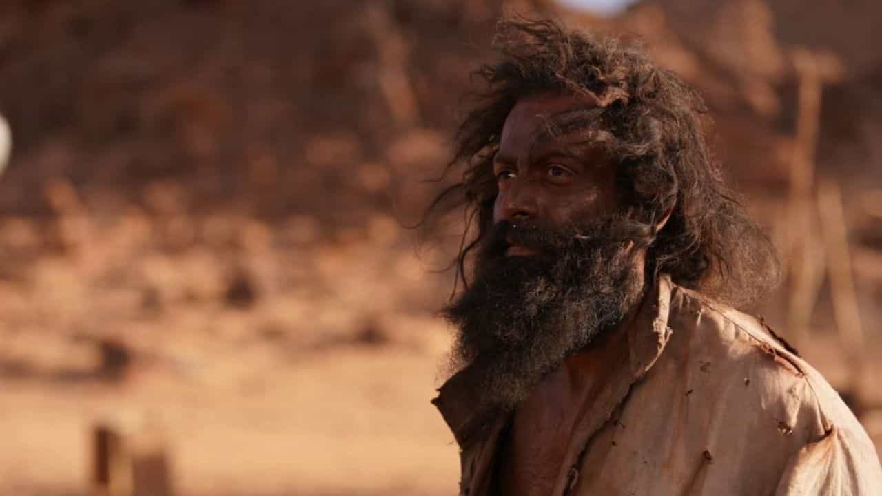 ਵੱਡੇ ਮੀਆਂ ਛੋਟੇ ਮੀਆਂ ਦੇ ਇਸ ਵਿਲੇਨ ਦੀ ਫਿਲਮ ਨੇ 25 ਦਿਨਾਂ ਚ ਮਚਾ ਦਿੱਤੀ ਖਲਬਲੀ, ਕਰ ਦਿੱਤਾ ਕਮਾਲ