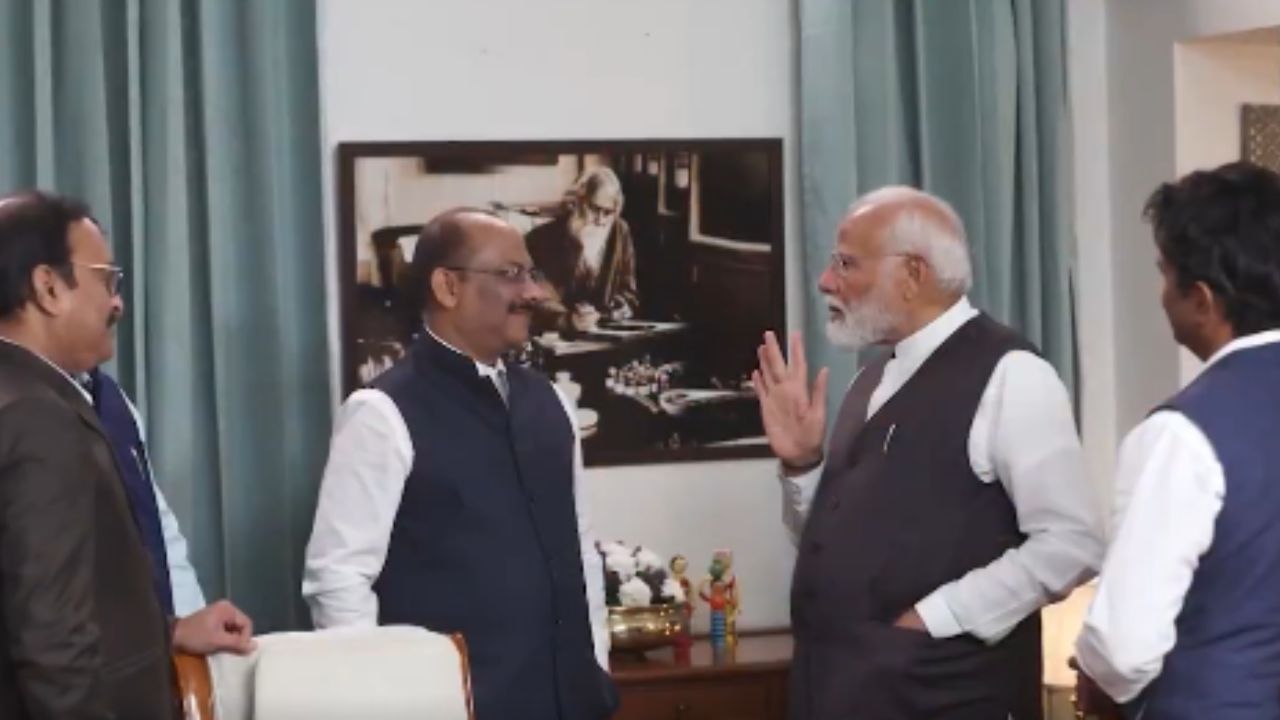 TV9 ਇੰਟਰਵਿਊ 'ਚ PM ਦਾ ਵੱਡਾ ਬਿਆਨ, PM ਨੇ ਪੁੱਛਿਆ- ਕੀ ਵਾਇਨਾਡ 'ਚ ਮੁਸਲਿਮ ਰਿਜ਼ਰਵੇਸ਼ਨ 'ਤੇ ਕੋਈ ਡੀਲ ਹੋਈ ਸੀ?