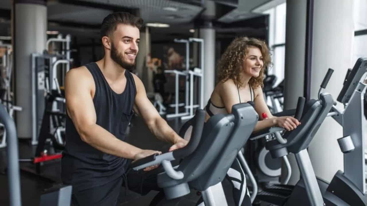 ਕਸਰਤ ਕਰਨ ਤੋਂ ਕਿੰਨਾ ਸਮਾਂ ਪਹਿਲਾਂ ਅਤੇ ਕੀ ਖਾਣਾ ਚਾਹੀਦਾ ਹੈ? ਮਾਹਿਰਾਂ ਤੋਂ ਜਾਣੋ ਕਸਰਤ ਕਰਨ ਤੋਂ ਕਿੰਨਾ ਸਮਾਂ ਪਹਿਲਾਂ ਅਤੇ ਕੀ ਖਾਣਾ ਚਾਹੀਦਾ ਹੈ? ਮਾਹਿਰਾਂ ਤੋਂ ਜਾਣੋ