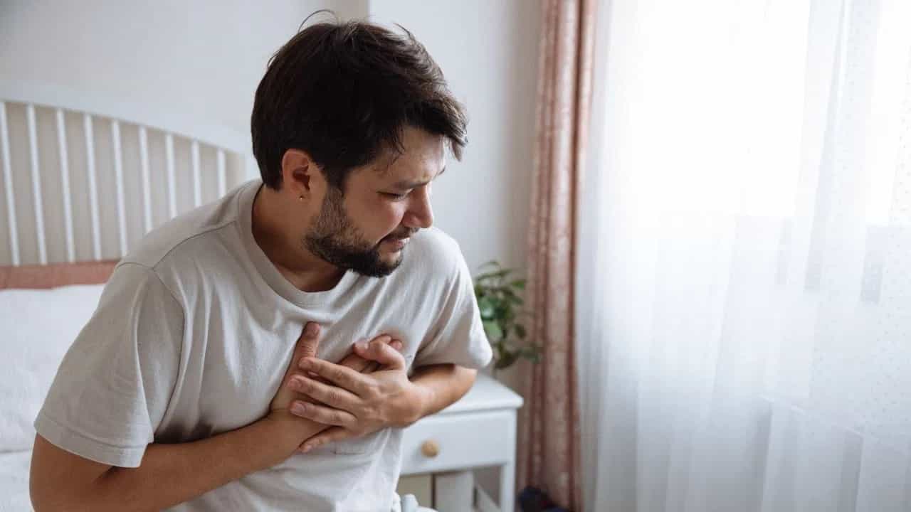 ਭਾਰਤ ਦੇ ਲੋਕਾਂ ਦੇ ਦਿਲ ਕਿਉਂ ਹੋ ਰਹੇ ਹਨ ਕਮਜ਼ੋਰ, ਦਿਲ ਨੂੰ ਸਿਹਤਮੰਦ ਕਿਵੇਂ ਰੱਖਿਆ ਜਾਵੇ? ਭਾਰਤ ਦੇ ਲੋਕਾਂ ਦੇ ਦਿਲ ਕਿਉਂ ਹੋ ਰਹੇ ਹਨ ਕਮਜ਼ੋਰ, ਦਿਲ ਨੂੰ ਸਿਹਤਮੰਦ ਕਿਵੇਂ ਰੱਖਿਆ ਜਾਵੇ?