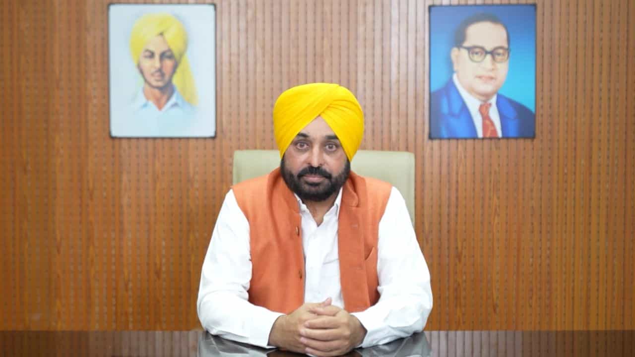 ਕੋਠੀ ਨੰਬਰ-50 ਨੂੰ ਲੈ ਕੇ ਫੈਲਾਇਆ ਜਾ ਰਿਹਾ ਝੂਠ, ਵੇਖਣਾ ਹੈ ਤਾਂ ਬਿੱਟੂ ਦਾ ਸ਼ੀਸ਼ ਮਹਿਲ ਵੇਖੋ, ਭਾਜਪਾ ਦੇ ਇਲਜਾਮਾਂ ਤੇ ਸੀਐਮ ਮਾਨ ਦਾ ਜਵਾਬ