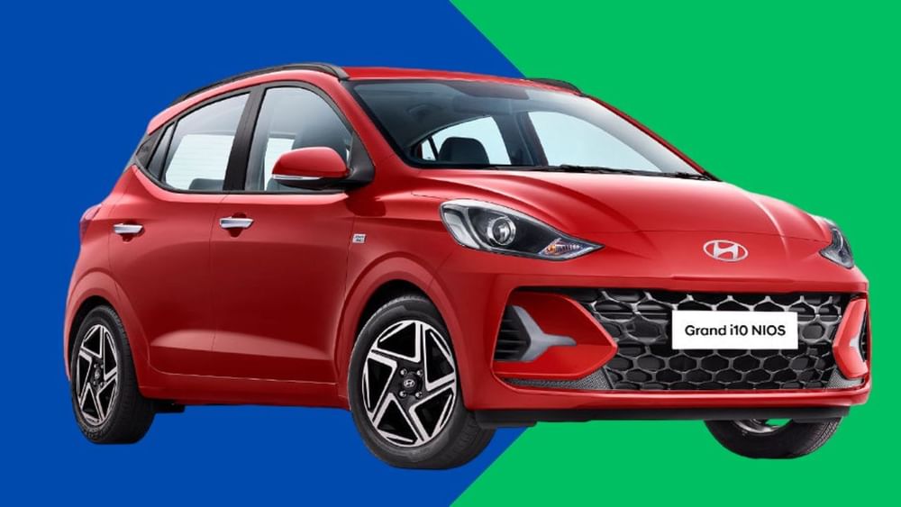 Hyundai Grand i10 Nios: Hyundai Grand i10 Nios ਨੂੰ CNG ਆਪਸ਼ਨ ਨਾਲ ਵੀ ਖਰੀਦਿਆ ਜਾ ਸਕਦਾ ਹੈ। i10 Nios ਦੇ CNG ਵਰਜ਼ਨ ਦੀ ਸ਼ੁਰੂਆਤੀ ਐਕਸ-ਸ਼ੋਰੂਮ ਕੀਮਤ 7.68 ਲੱਖ ਰੁਪਏ ਹੈ। ਤੁਸੀਂ ਇਸ ਸੀਐਨਜੀ ਕਾਰ ਨਾਲ ਲਗਭਗ 25.61 ਕਿਲੋਮੀਟਰ ਪ੍ਰਤੀ ਕਿਲੋਗ੍ਰਾਮ ਸੀਐਨਜੀ ਮਾਈਲੇਜ ਦਾ ਆਨੰਦ ਲੈ ਸਕਦੇ ਹੋ। (Hyundai)