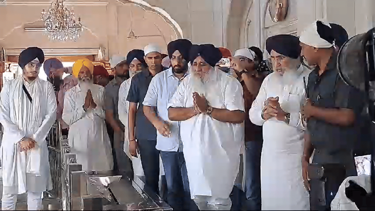 ਸੁਖਬੀਰ ਬਾਦਲ ਨੂੰ ਪਟਨਾ ਸਾਹਿਬ ਵਿਖੇ ਹੋਣਾ ਪਵੇਗਾ ਪੇਸ਼, 10 ਦਿਨ ਦਾ ਹੋਰ ਮਿਲਿਆ ਟਾਈਮ ਸੁਖਬੀਰ ਬਾਦਲ ਨੂੰ ਪਟਨਾ ਸਾਹਿਬ ਵਿਖੇ ਹੋਣਾ ਪਵੇਗਾ ਪੇਸ਼, 10 ਦਿਨ ਦਾ ਹੋਰ ਮਿਲਿਆ ਟਾਈਮ