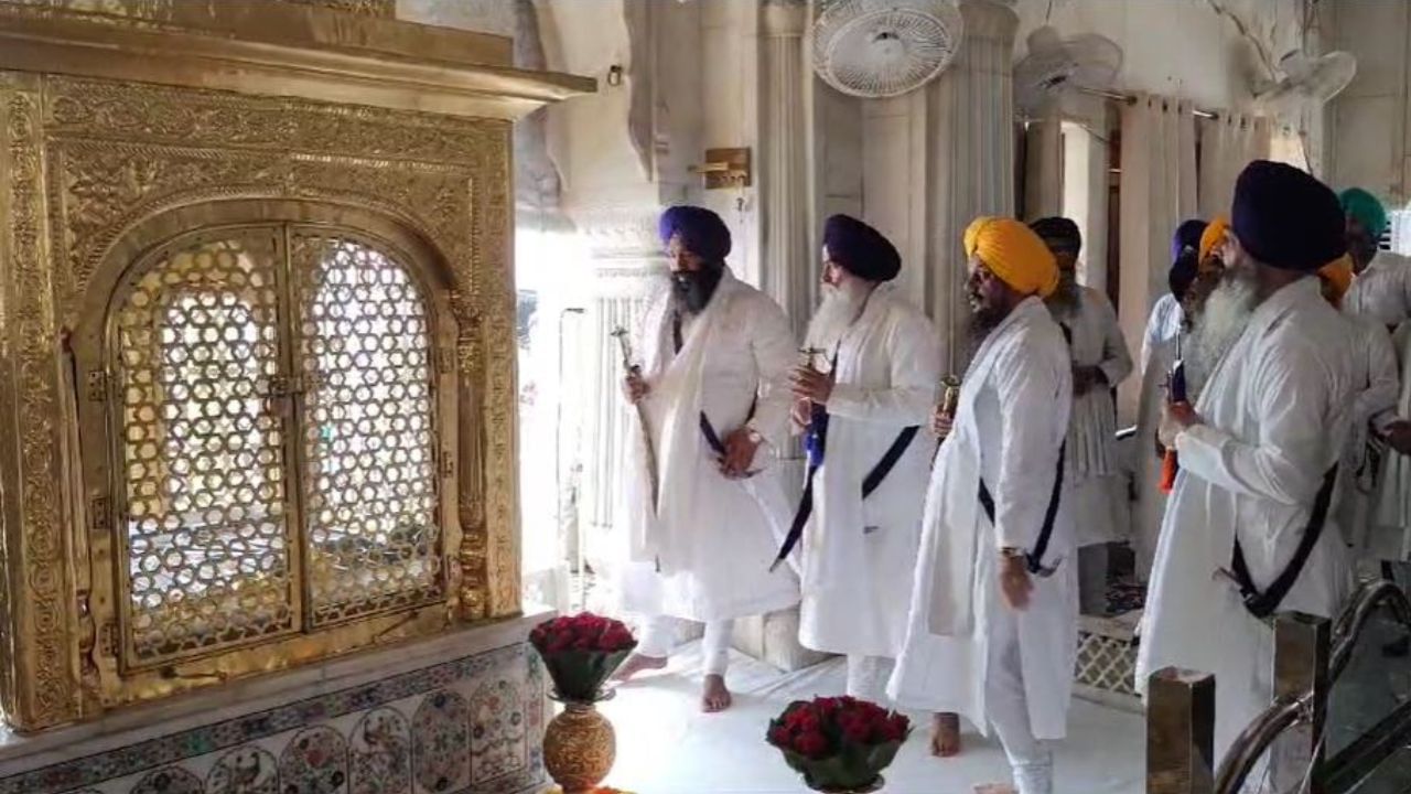 PHOTOS: ਸ਼੍ਰੀ ਅਕਾਲ ਤਖ਼ਤ ਸਾਹਿਬ ਨੇ ਸੁਣਾਇਆ ਫੈਸਲਾ ਸੁਖਬੀਰ ਬਾਦਲ 'ਤੇ ਫੈਸਲਾ, ਦਿੱਤਾ ਤਨਖਾਈਆ ਕਰਾਰ