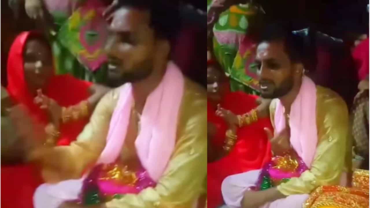 Funny Video: ਲਾੜੇ ਨੇ ਗਾਇਆ ਹਨੀ ਸਿੰਘ ਦਾ ਗਾਣਾ, ਔਰਤ ਨੇ ਹੱਥ ਜੋੜ ਕੇ ਸੁਣਿਆ, ਯੂਜ਼ਰਸ ਬੋਲੇ- ਅਸੀਂ ਮੁਆਫੀ ਮੰਗਦੇ ਹਾਂ