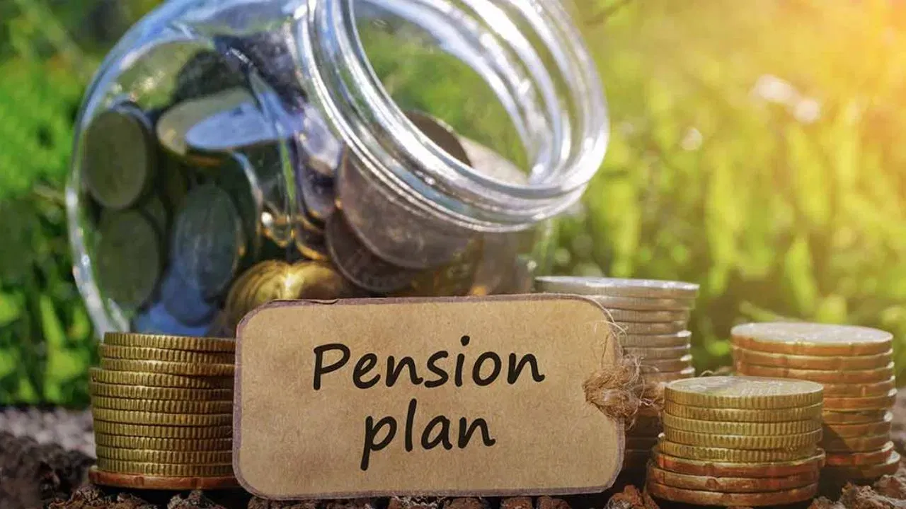 Unified Pension Scheme: ਮੋਦੀ ਸਰਕਾਰ ਦੀ ਯੂਨੀਫਾਈਡ ਪੈਨਸ਼ਨ ਸਕੀਮ ਦੇਸ਼ ਲਈ ਕਿੰਨੀ ਕਾਰਗਰ Unified Pension Scheme: ਮੋਦੀ ਸਰਕਾਰ ਦੀ ਯੂਨੀਫਾਈਡ ਪੈਨਸ਼ਨ ਸਕੀਮ ਦੇਸ਼ ਲਈ ਕਿੰਨੀ ਕਾਰਗਰ