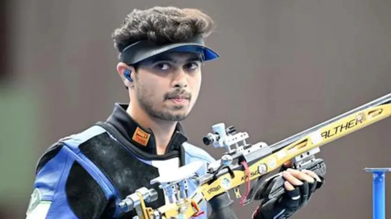 Swapnil Kusale: ਸਵਪਨਿਲ ਕੁਸਾਲੇ ਨੇ ਜਿੱਤਿਆ ਬ੍ਰਾਂਜ ਮੈਡਲ, ਭਾਰਤ ਨੂੰ ਪੈਰਿਸ ਓਲੰਪਿਕ ‘ਚ ਮਿਲਿਆ ਇਕ ਹੋਰ ਤਮਗਾ Swapnil Kusale: ਸਵਪਨਿਲ ਕੁਸਾਲੇ ਨੇ ਜਿੱਤਿਆ ਬ੍ਰਾਂਜ ਮੈਡਲ, ਭਾਰਤ ਨੂੰ ਪੈਰਿਸ ਓਲੰਪਿਕ ‘ਚ ਮਿਲਿਆ ਇਕ ਹੋਰ ਤਮਗਾ