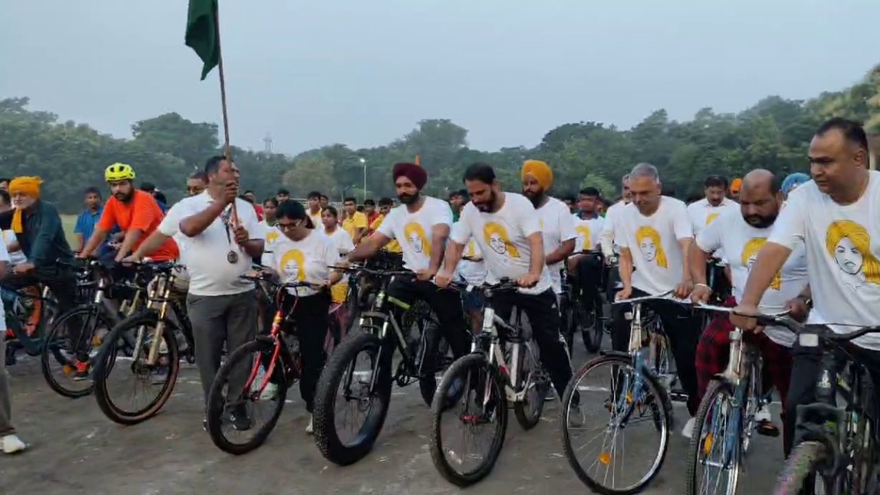 ਸ਼ਹੀਦ-ਏ-ਆਜ਼ਮ ਸਰਦਾਰ ਭਗਤ ਸਿੰਘ ਦਾ ਜਨਮ ਦਿਵਸ ਅੱਜ, SBS ਜ਼ਿਲਾ ਪ੍ਰਸ਼ਾਸਨ ਵੱਲੋਂ ਸਾਇਕਲ ਰੈਲੀ ਦਾ ਆਯੋਜਨ ਸ਼ਹੀਦ-ਏ-ਆਜ਼ਮ ਸਰਦਾਰ ਭਗਤ ਸਿੰਘ ਦਾ ਜਨਮ ਦਿਵਸ ਅੱਜ, SBS ਜ਼ਿਲਾ ਪ੍ਰਸ਼ਾਸਨ ਵੱਲੋਂ ਸਾਇਕਲ ਰੈਲੀ ਦਾ ਆਯੋਜਨ