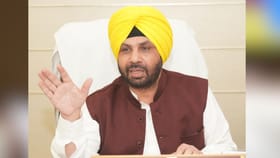 Punjab Budget: ਔਰਤਾਂ ਨੂੰ ਵਿੱਤੀ ਮਦਦ ਦਾ ਵਾਅਦਾ ਪੂਰਾ, ਹੁਣ ਔਰਤਾਂ ਨੂੰ ਮਿਲਣਗੇ 1000 ਰੁਪਏ