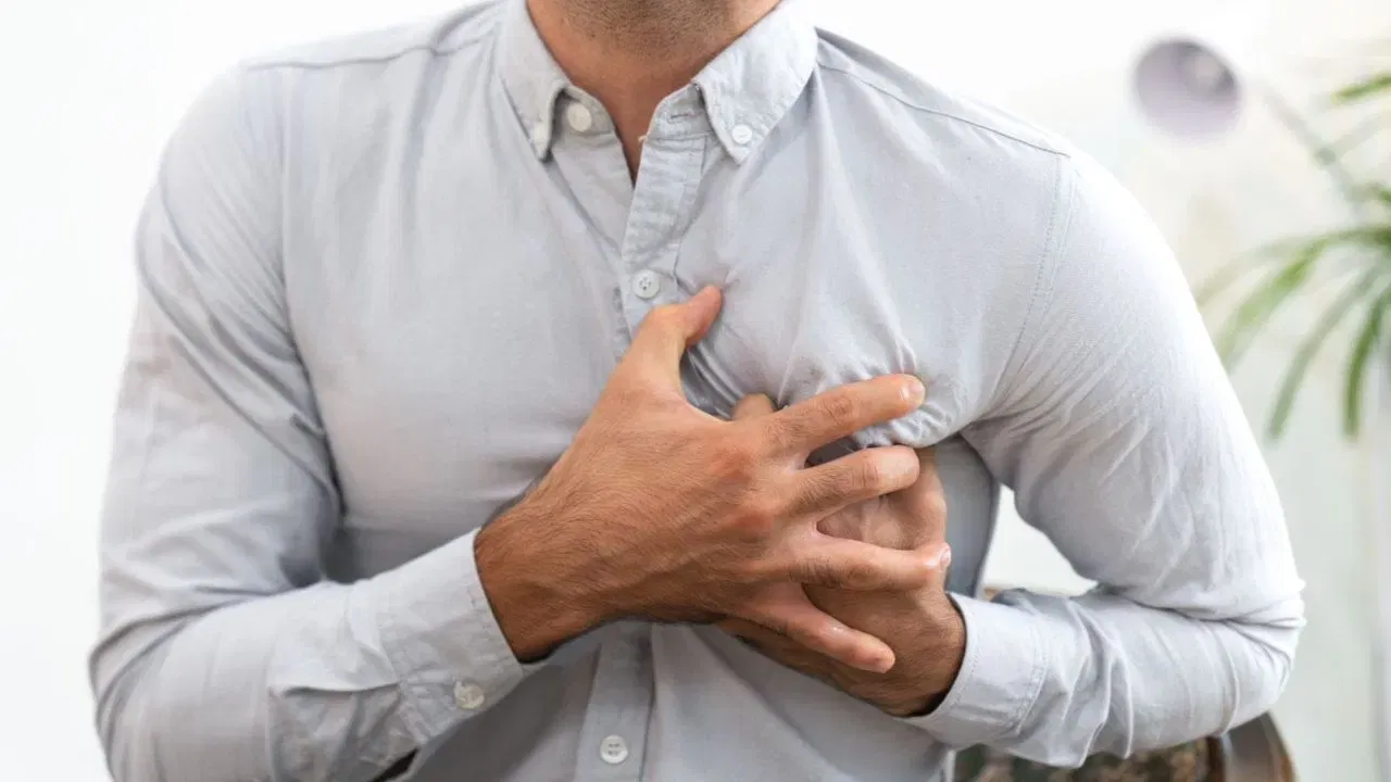 World heart day 2024: ਹਾਰਟ ਅਟੈਕ ਕਿਉਂ ਆਉਂਦਾ ਹੈ, ਇਸ ਦੇ ਸ਼ੁਰੂਆਤੀ ਲੱਛਣ ਕੀ ਹਨ? World heart day 2024: ਹਾਰਟ ਅਟੈਕ ਕਿਉਂ ਆਉਂਦਾ ਹੈ, ਇਸ ਦੇ ਸ਼ੁਰੂਆਤੀ ਲੱਛਣ ਕੀ ਹਨ?