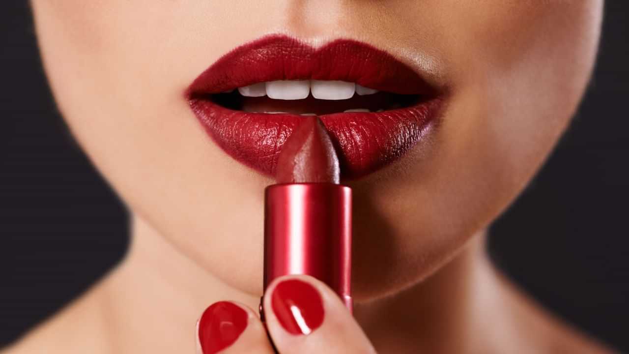 Perfect Lipstick:  ਬਲੈਕ ਸਕਿਨ ਲਈ ਪਰਫੈਕਟ ਲਿਪਸਟਿਕ ਚੁਣੋ, ਚਮਕੇਗੀ ਤੁਹਾਡੀ ਕੁਦਰਤੀ ਸੁੰਦਰਤਾ