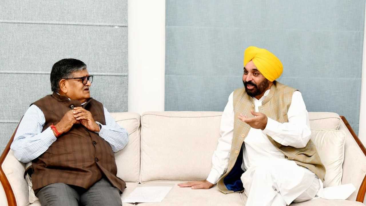 Bhagwant Mann Meet With Governor: ਪੰਜਾਬ ਦੇ ਰਾਜਪਾਲ ਨੂੰ ਮਿਲੇ ਮੁੱਖ ਮੰਤਰੀ ਭਗਵੰਤ ਮਾਨ