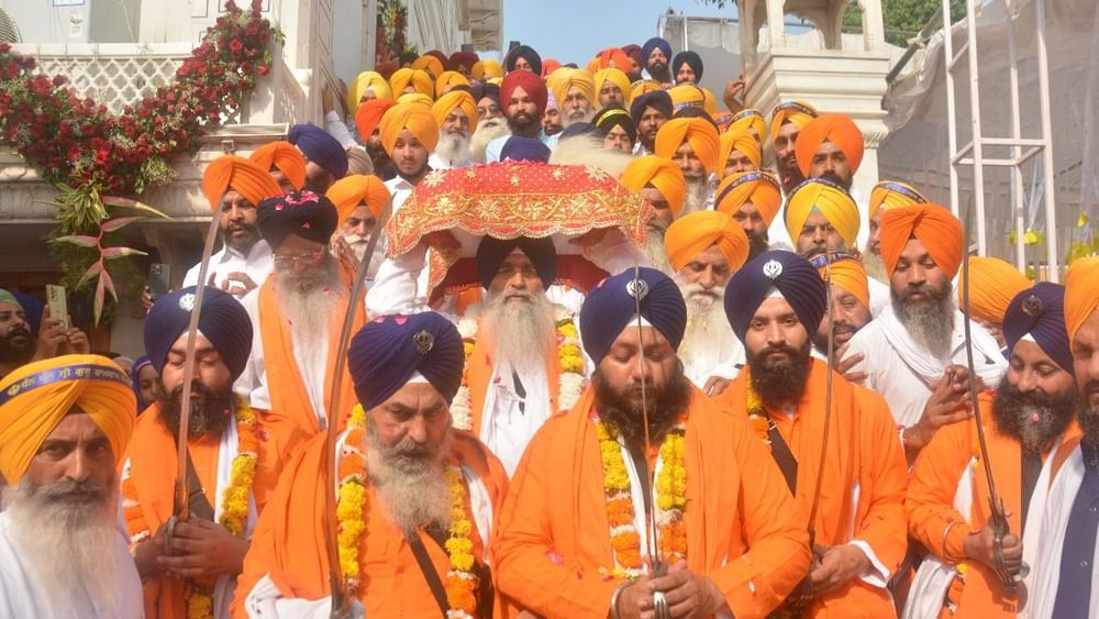 ਸ੍ਰੀ ਗੁਰੂ ਰਾਮਦਾਸ ਜੀ ਦੇ ਪ੍ਰਕਾਸ਼ ਗੁਰਪੁਰਬ ਮੌਕੇ ਸ਼੍ਰੋਮਣੀ ਕਮੇਟੀ ਪ੍ਰਧਾਨ ਹਰਜਿੰਦਰ ਸਿੰਘ ਧਾਮੀ ਸ੍ਰੀ ਅਕਾਲ ਤਖਤ ਸਾਹਿਬ ਦੇ ਜਥੇਦਾਰ ਤੇ ਹੋਰ ਤਖਤਾਂ ਦੇ ਜਥੇਦਾਰ ਤੇ ਸ਼੍ਰੋਮਣੀ ਕਮੇਟੀ ਦੇ ਮੈਂਬਰ ਵੀ ਹਾਜ਼ਰ ਸਨ।
