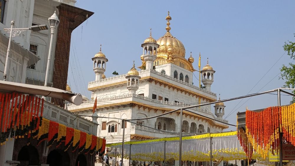 ਸ਼੍ਰੀ ਗੁਰੂ ਰਾਮਦਾਸ ਦੇ ਰਾਮਦਾਸ ਜੀ ਦੇ ਪ੍ਰਕਾਸ਼ ਦਿਹਾੜੇ ਨੂੰ ਲੈ ਕੇ ਕਾਰ ਸੇਵਾ ਕਿਲ੍ਹਾ ਅਨੰਦਗੜ੍ਹ ਸਾਹਿਬ ਵੱਲੋਂ ਵਿਸ਼ਾਲ ਲੰਗਰ ਤਿਆਰ ਕੀਤੇ ਜਾ ਰਹੇ ਹਨ।