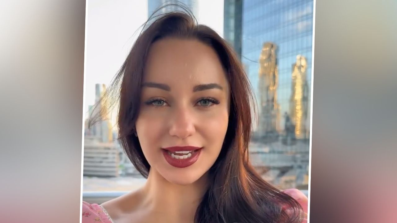 Russian Girl Wants Indian Groom: ਭਾਰਤੀ ਲਾੜੇ ਦੀ ਤਲਾਸ਼ ‘ਚ ਰੂਸੀ ਕੁੜੀ, ਸ਼ਰਤਾਂ ਸੁਣ ਕੇ ਉੱਡ ਜਾਣਗੇ ਹੋਸ਼, ਦੇਖੋ ਵੀਡੀਓ Russian Girl Wants Indian Groom: ਭਾਰਤੀ ਲਾੜੇ ਦੀ ਤਲਾਸ਼ ‘ਚ ਰੂਸੀ ਕੁੜੀ, ਸ਼ਰਤਾਂ ਸੁਣ ਕੇ ਉੱਡ ਜਾਣਗੇ ਹੋਸ਼, ਦੇਖੋ ਵੀਡੀਓ