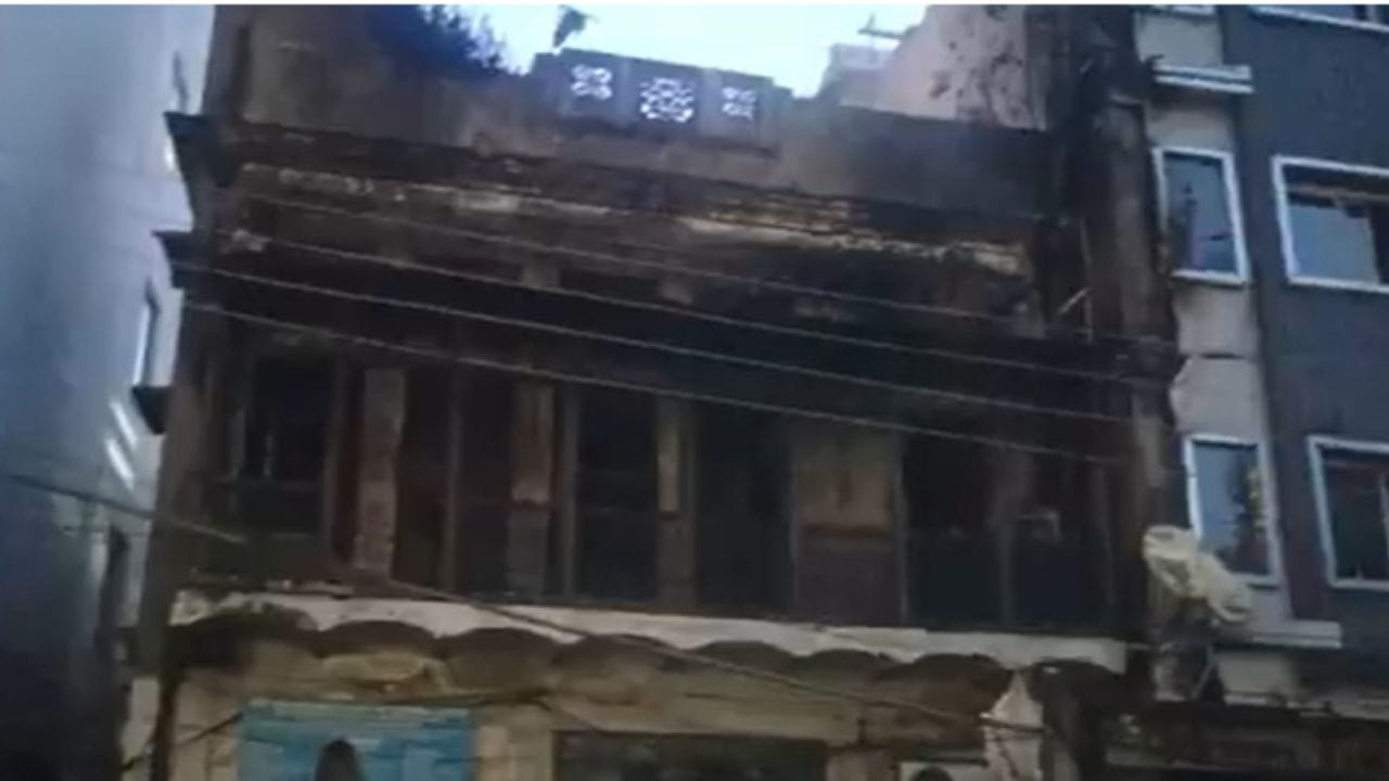 Amritsar: ਘਰ 'ਚ ਲੱਗੀ ਭਿਆਨਕ ਅੱਗ, ਹੁਣ ਪੀੜਤ ਪਰਿਵਾਰ ਨੇ ਕਹੀ ਇਹ ਗੱਲ