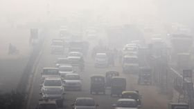 Pollution in Punjab-Chandigarh: ਦੀਵਾਲੀ ਮੌਕੇ ਚੱਲੇ ਪਟਾਕਿਆਂ ਤੋਂ ਬਾਅਦ ਚੰਡੀਗੜ੍ਹ-ਪੰਜਾਬ 'ਚ ਪ੍ਰਦੂਸ਼ਣ ਦਾ ਕੀ ਹੈ ਹਾਲ? ਵੇਖੋ... Pollution in Punjab-Chandigarh: ਦੀਵਾਲੀ ਮੌਕੇ ਚੱਲੇ ਪਟਾਕਿਆਂ ਤੋਂ ਬਾਅਦ ਚੰਡੀਗੜ੍ਹ-ਪੰਜਾਬ 'ਚ ਪ੍ਰਦੂਸ਼ਣ ਦਾ ਕੀ ਹੈ ਹਾਲ? ਵੇਖੋ...