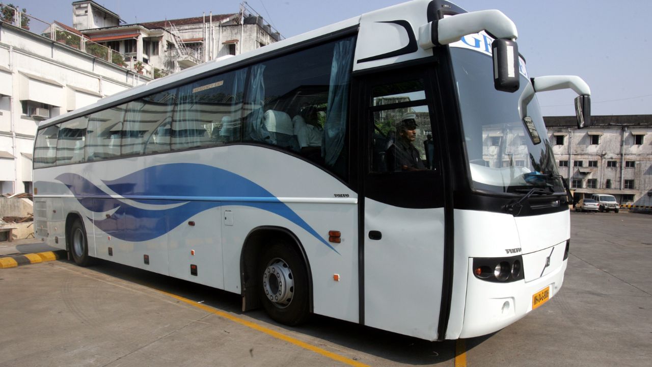 ਪੰਜਾਬ ਦੀਆਂ Volvo ਬੱਸਾਂ ਦੀ ਦਿੱਲੀ ‘ਚ ਐਂਟਰੀ ਬੰਦ, ਲੱਗੇਗਾ 20 ਹਜ਼ਾਰ ਰੁਪਏ ਦਾ ਜੁਰਮਾਨਾ ਪੰਜਾਬ ਦੀਆਂ Volvo ਬੱਸਾਂ ਦੀ ਦਿੱਲੀ ‘ਚ ਐਂਟਰੀ ਬੰਦ, ਲੱਗੇਗਾ 20 ਹਜ਼ਾਰ ਰੁਪਏ ਦਾ ਜੁਰਮਾਨਾ