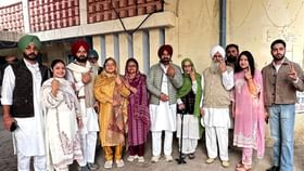 ਜ਼ਿਮਨੀ ਚੋਣਾਂ ਦੀ ਜੰਗ, ਸਿਆਸੀ ਦਿੱਗਜ਼ਾਂ ਨੇ ਭੁਗਤਾਈ ਵੋਟ ਜ਼ਿਮਨੀ ਚੋਣਾਂ ਦੀ ਜੰਗ, ਸਿਆਸੀ ਦਿੱਗਜ਼ਾਂ ਨੇ ਭੁਗਤਾਈ ਵੋਟ