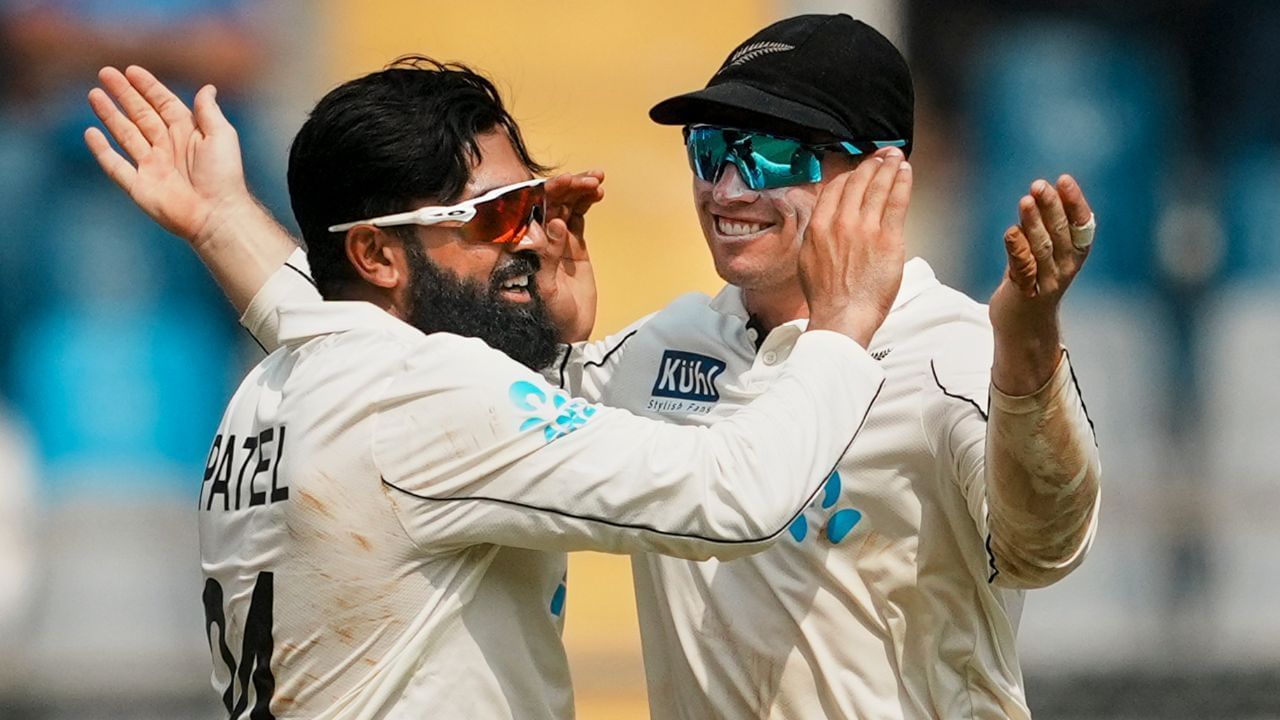 IND vs NZ: ਟੀਮ ਇੰਡੀਆ ਦਾ 24 ਸਾਲ ਬਾਅਦ ਘਰੇਲੂ ਮੈਦਾਨ ‘ਚ ਕਲੀਨ ਸਵੀਪ, ਨਿਊਜ਼ੀਲੈਂਡ ਨੇ 3-0 ਨਾਲ ਜਿੱਤੀ ਸੀਰੀਜ਼ IND vs NZ: ਟੀਮ ਇੰਡੀਆ ਦਾ 24 ਸਾਲ ਬਾਅਦ ਘਰੇਲੂ ਮੈਦਾਨ ‘ਚ ਕਲੀਨ ਸਵੀਪ, ਨਿਊਜ਼ੀਲੈਂਡ ਨੇ 3-0 ਨਾਲ ਜਿੱਤੀ ਸੀਰੀਜ਼