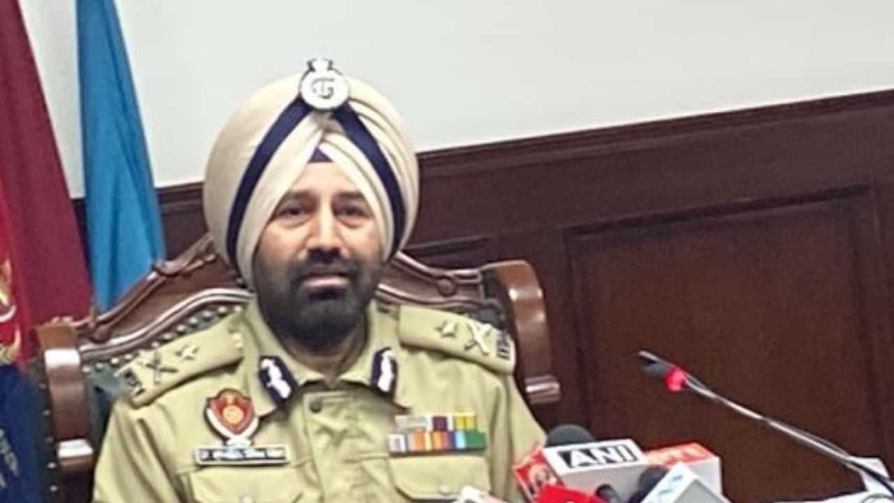 IGP ਸੁਖਚੈਨ ਗਿੱਲ ਨੇ ਨਸ਼ਿਆਂ ਸਬੰਧੀ ਕੀਤੀ ਪ੍ਰੈੱਸ ਕਾਨਫਰੰਸ, ਸਾਲ 2024 ਚ ਹਜ਼ਾਰ ਤੋਂ ਵੱਧ ਤਸਕਰਾਂ ਤੇ ਕਸਿਆ ਸ਼ਿਕੰਜਾ