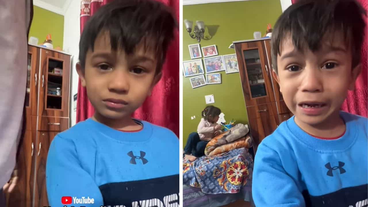 ਪ੍ਰਧਾਨ ਮੰਤਰੀ ਬਣਨ ਤੋਂ ਬਾਅਦ ਬੈਨ ਕਰਾ ਦੇਵਾਂਗਾ ਐਗਜ਼ਾਮ, ਐਕਟਿੰਗ ਕਰ ਰਹੇ ਬੱਚੇ ਦਾ ਫੁੱਟਿਆ ਗੁੱਸਾ ਪ੍ਰਧਾਨ ਮੰਤਰੀ ਬਣਨ ਤੋਂ ਬਾਅਦ ਬੈਨ ਕਰਾ ਦੇਵਾਂਗਾ ਐਗਜ਼ਾਮ, ਐਕਟਿੰਗ ਕਰ ਰਹੇ ਬੱਚੇ ਦਾ ਫੁੱਟਿਆ ਗੁੱਸਾ