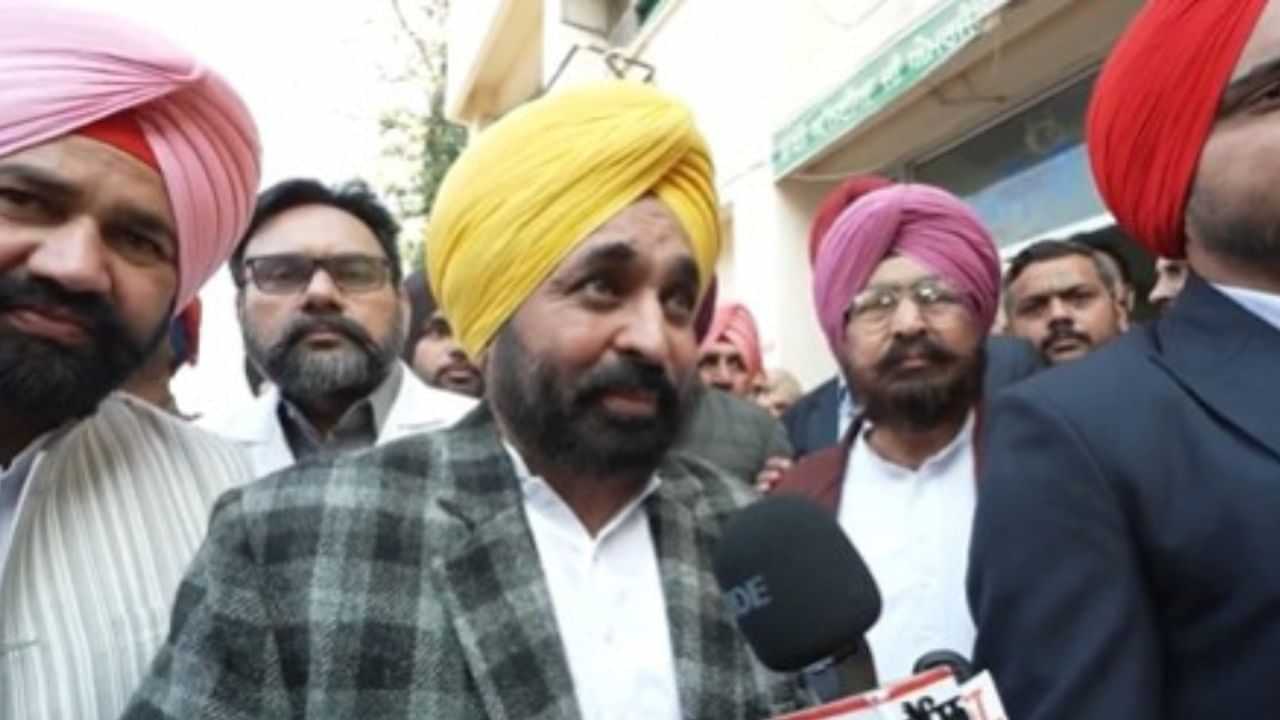 Bhagwant Mann Visit Mansa: CM ਮਾਨ ਨੇ ਮਾਨਸਾ ਦੇ ਹਸਪਤਾਲ ਦਾ ਕੀਤਾ ਨਿਰੀਖਣ, ਜਾਣਿਆ ਮਰੀਜਾਂ ਦਾ ਹਾਲ-ਚਾਲ