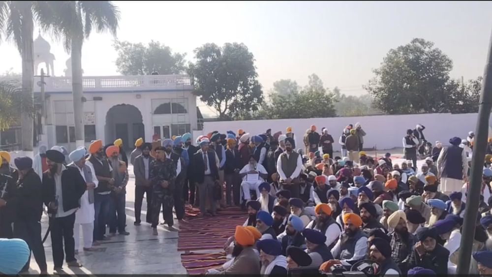ਅਕਾਲ ਤਖ਼ਤ ਦੇ ਸਾਬਕਾ ਜਥੇਦਾਰ ਗਿਆਨੀ ਗੁਰਬਚਨ ਸਿੰਘ ‘ਤੇ ਧਾਰਮਿਕ ਸਮਾਗਮਾਂ ‘ਚ ਬੋਲਣ ‘ਤੇ ਪਾਬੰਦੀ ਲਗਾ ਦਿੱਤੀ ਗਈ ਹੈ।