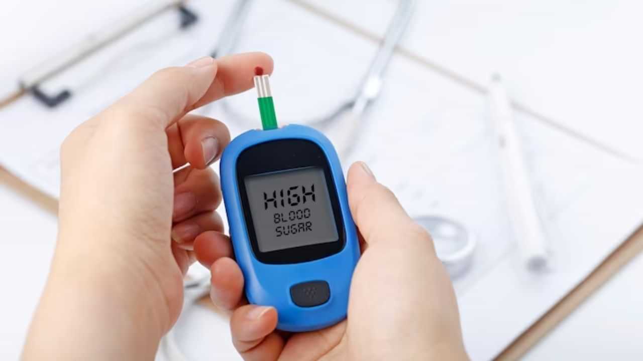 Blood Sugar Testing: ਬਲੱਡ ਸ਼ੂਗਰ ਟੈਸਟਿੰਗ ਕਰਦੇ ਸਮੇਂ ਹੁੰਦਾ ਹੈ ਦਰਦ, ਡਾਕਟਰ ਤੋਂ ਸੁਣੋਂ ਕੀ ਹੈ ਕਾਰਨ?