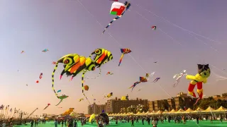Lohri 2025: ਪੰਜਾਬ ਭਰ ‘ਚ ਲੋਹੜੀ ਦੀ ਧੂਮ, ਸਵੇਰ ਤੋਂ ਹੀ ਪਤੰਗਾਂ ਲੈ ਕੇ ਛੱਤਾਂ ‘ਤੇ ਚੜ੍ਹੇ ਨੌਜਵਾਨ, ਬਾਜ਼ਾਰਾਂ ‘ਚ ਰੌਣਕਾਂ