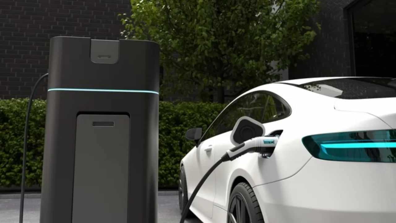 Electric Cars: ਦੇਸ਼ ਦੀ ਹਰ ਤੀਜੀ ਕਾਰ ਹੋਵੇਗੀ ਇਲੈਕਟ੍ਰਿਕ , SBI ਦੀ ਰਿਪੋਰਟ ਵਿੱਚ ਹੋਇਆ ਵੱਡਾ ਖੁਲਾਸਾ! Electric Cars: ਦੇਸ਼ ਦੀ ਹਰ ਤੀਜੀ ਕਾਰ ਹੋਵੇਗੀ ਇਲੈਕਟ੍ਰਿਕ , SBI ਦੀ ਰਿਪੋਰਟ ਵਿੱਚ ਹੋਇਆ ਵੱਡਾ ਖੁਲਾਸਾ!