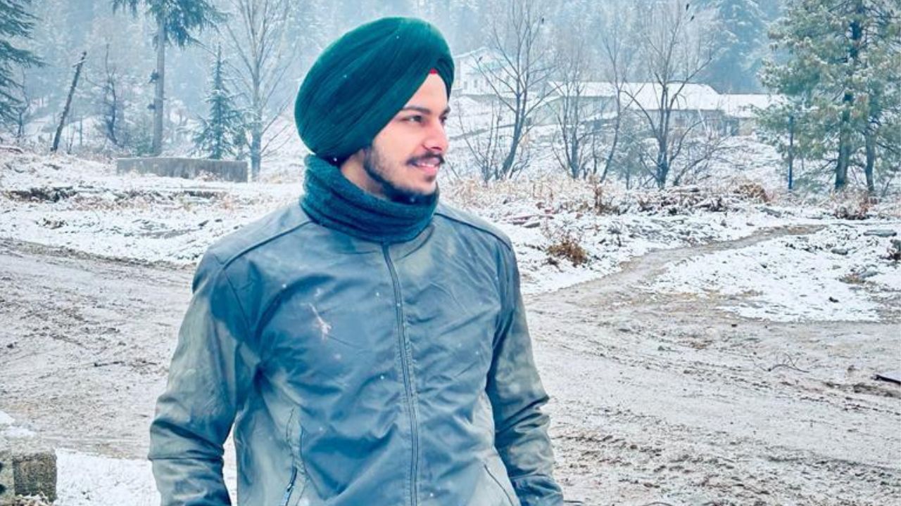 Lovepreet Singh: ਕੁਪਵਾੜਾ ਵਿੱਚ ਸ਼ਹੀਦ ਹੋਇਆ ਮਾਨਸਾ ਦਾ ਪੁੱਤ, ਦਹਿਸ਼ਤਗਰਦਾਂ ਨੇ ਕੀਤੀ ਫਾਇਰਿੰਗ Lovepreet Singh: ਕੁਪਵਾੜਾ ਵਿੱਚ ਸ਼ਹੀਦ ਹੋਇਆ ਮਾਨਸਾ ਦਾ ਪੁੱਤ, ਦਹਿਸ਼ਤਗਰਦਾਂ ਨੇ ਕੀਤੀ ਫਾਇਰਿੰਗ