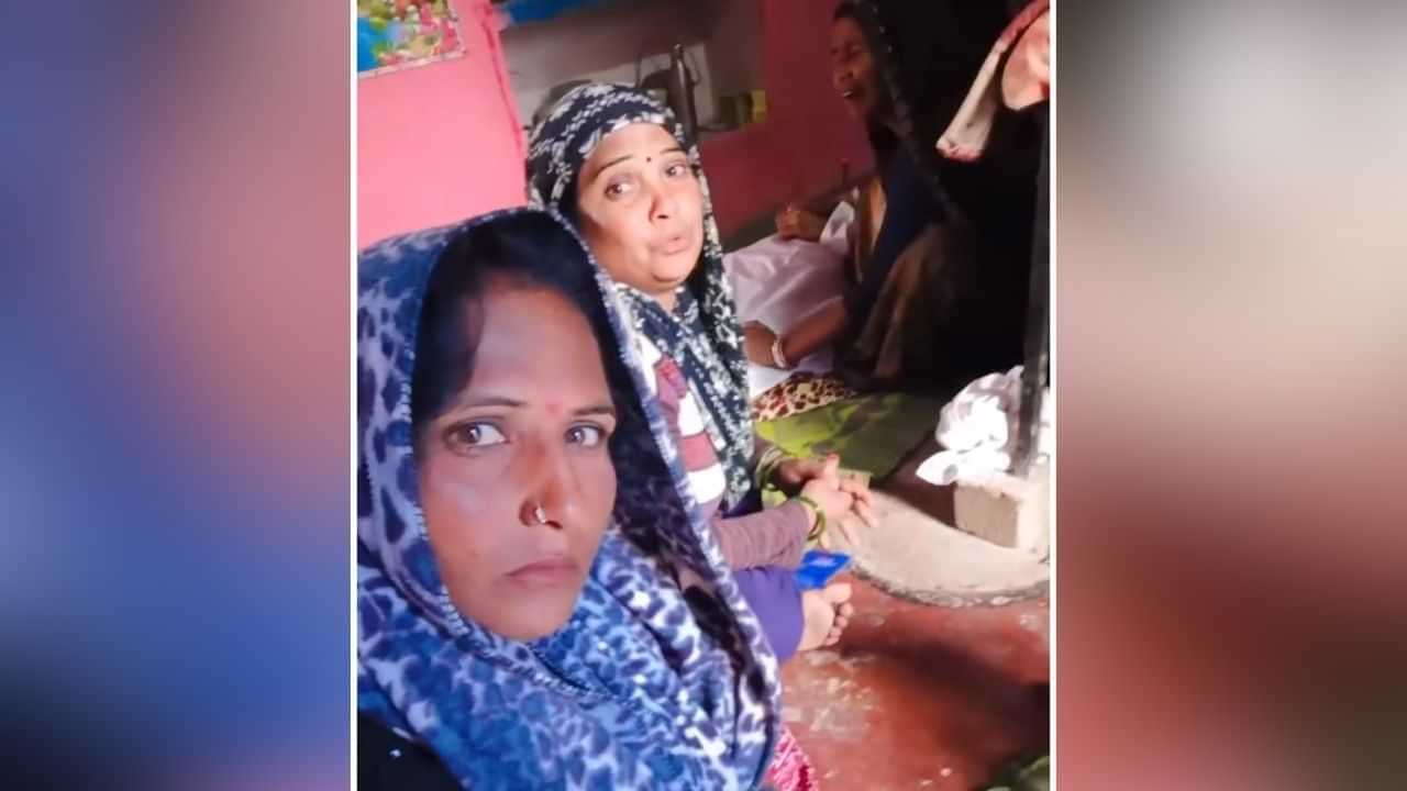 Shocking Video: ਬੇਸ਼ਰਮੀ ਦੀਆਂ ਹੱਦਾਂ ਪਾਰ, ਭਰਾ ਦੀ ਲਾਸ਼ ਰੱਖ ਕੇ, ਭੈਣ ਨੇ ਬਣਾਈ ਰੀਲ, ਲੋਕ ਬੋਲੇ- ਕਿੱਥੇ ਜਾ ਰਹੀ ਹੈ ਮਨੁੱਖਤਾ ? VIDEO ਹੋਇਆ ਵਾਇਰਲ